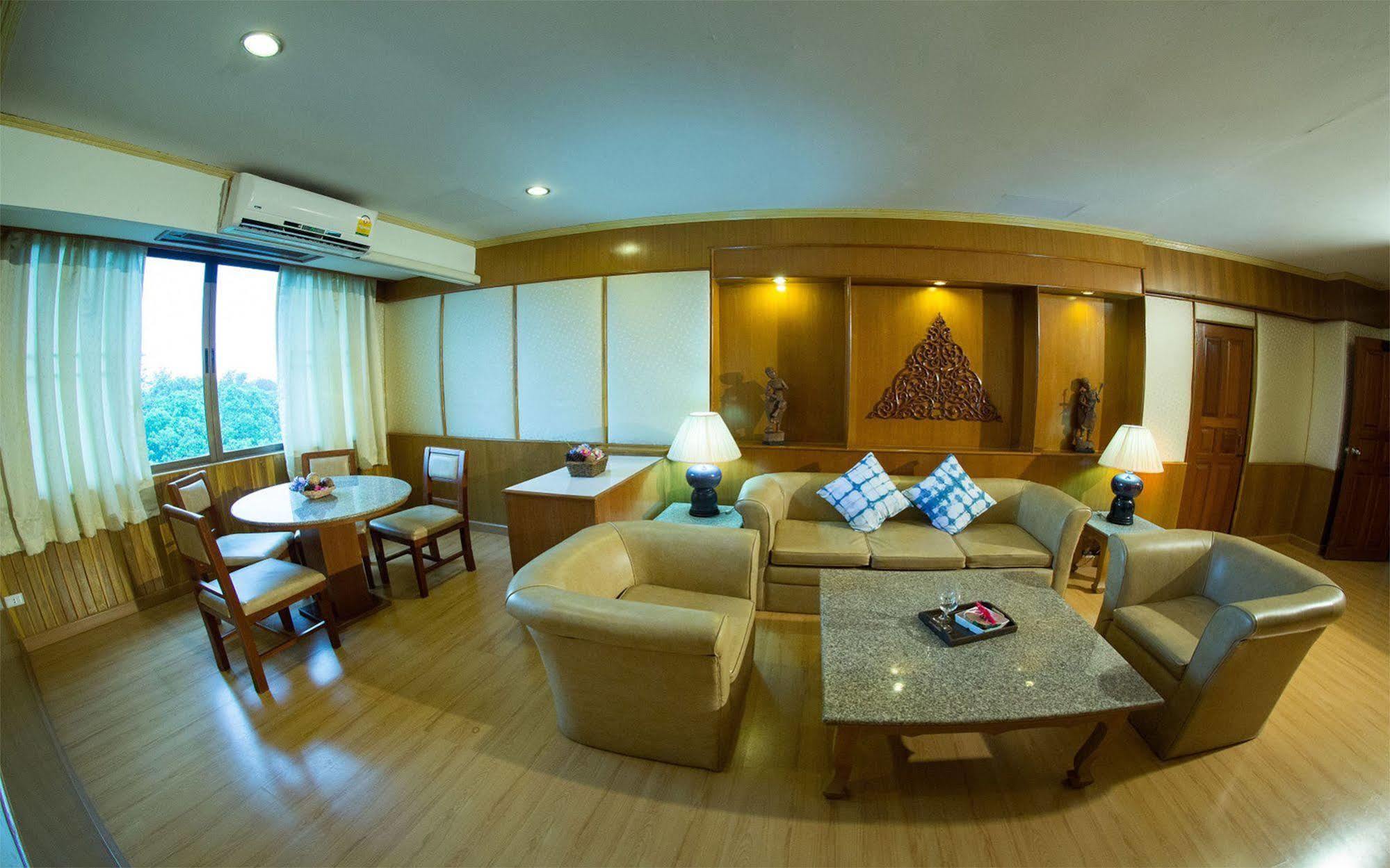 Phrae Nakara Hotel Eksteriør bilde