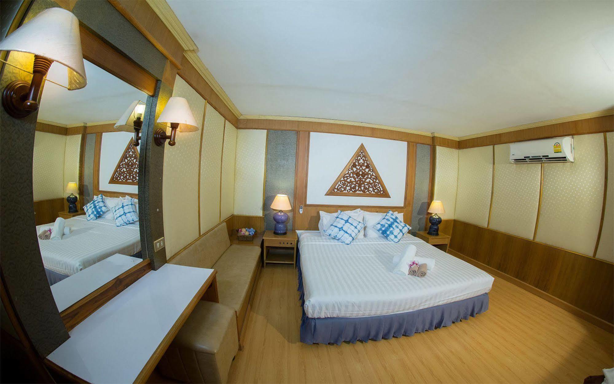 Phrae Nakara Hotel Eksteriør bilde
